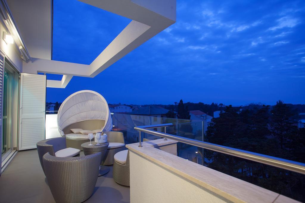 Apartments Lofiel نوفاليا الغرفة الصورة